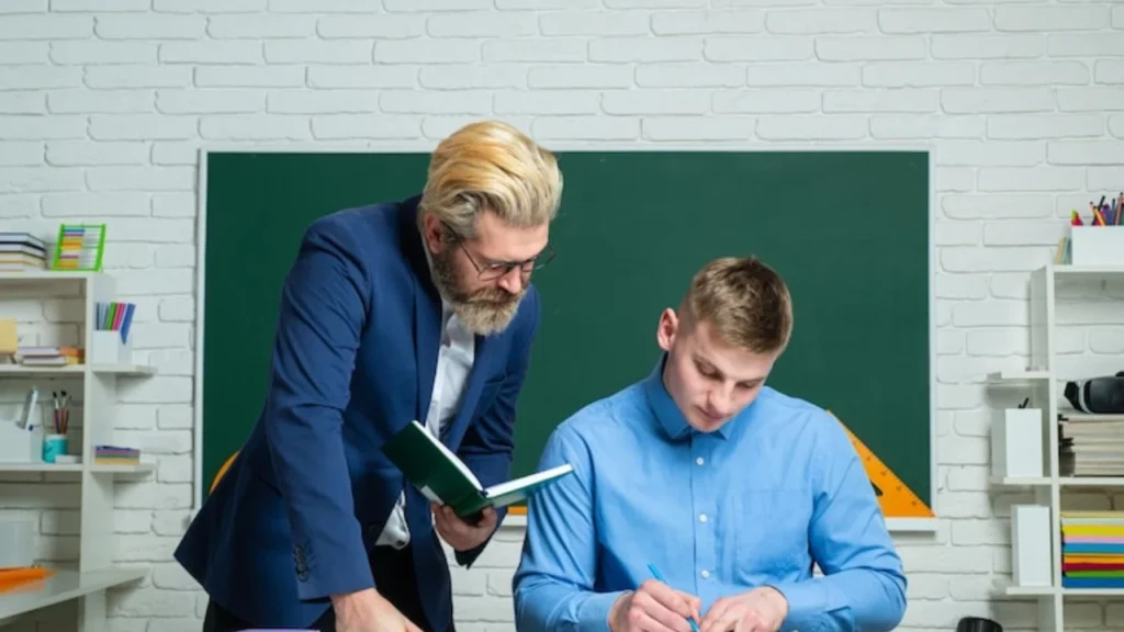 چگونه بهترین اساتید ریاضی کنکور را بشناسیم؟